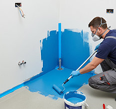 Нанесение гидроизоляции в ванной под плитку