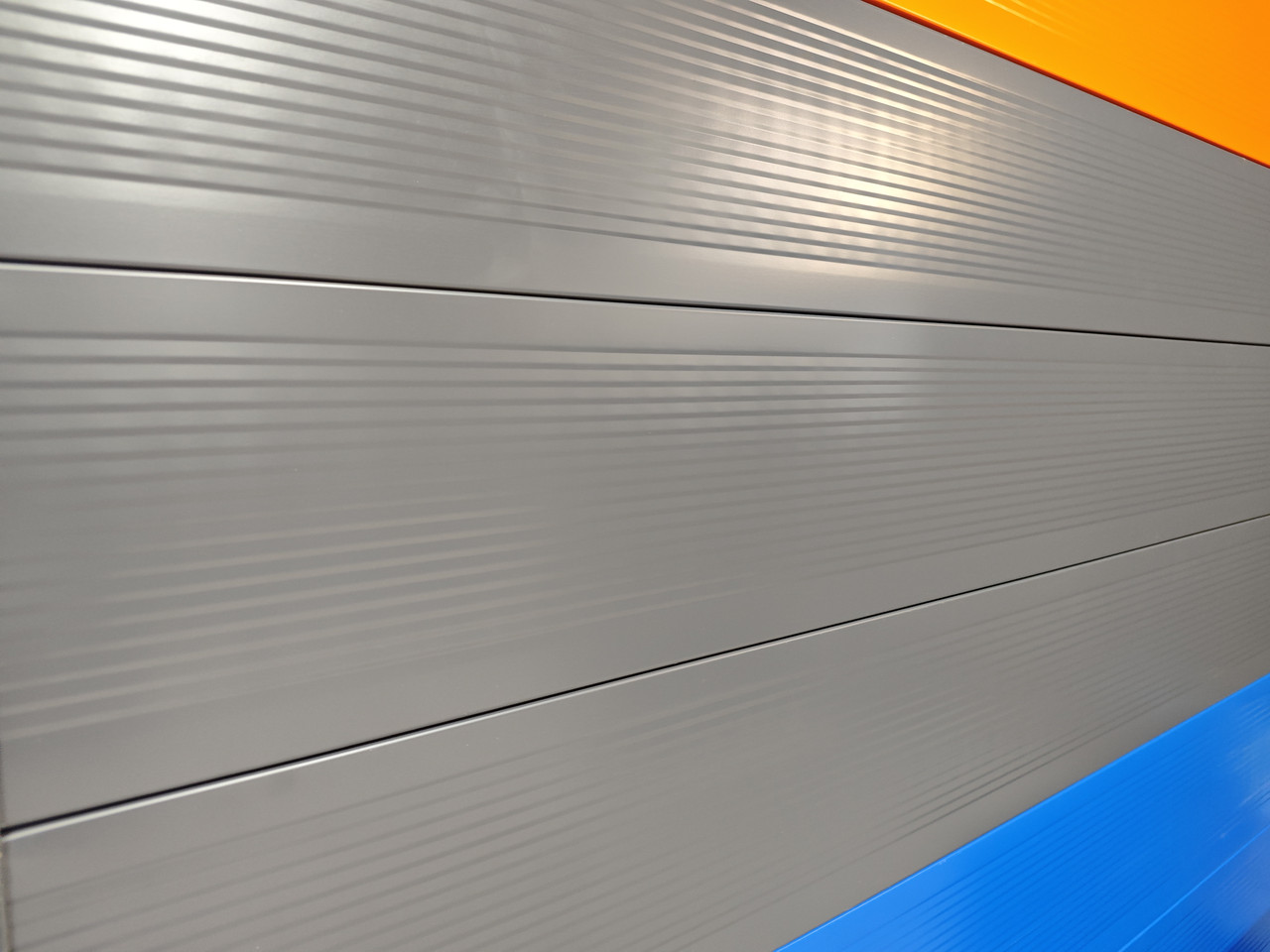 Металлический сайдинг "Вагонка"(софит180) RAL 7024, фото 1