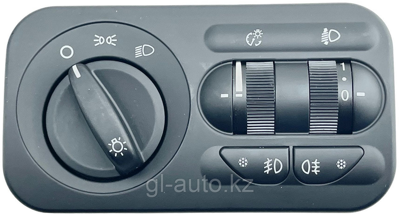 ГАЗ накладка A21R23/3769010, фото 1