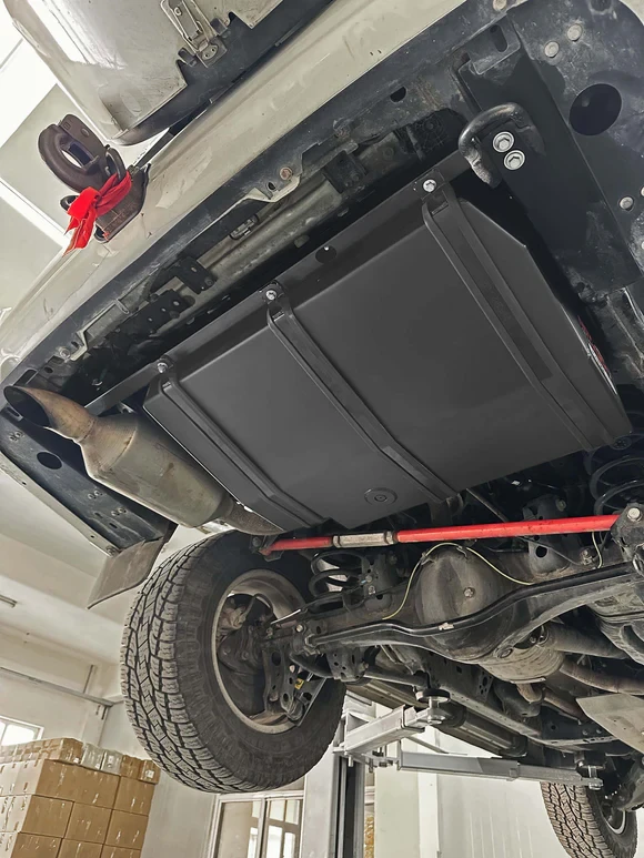 Дополнительный бак на 155 литров для Toyota Land Cruiser 200 4.0/4.5/4.6/5.7 2008+ LC200 Тойота Прадо Крузак