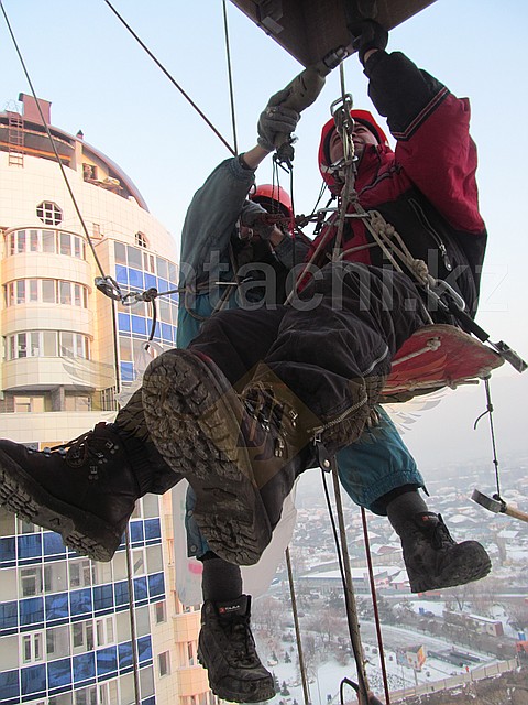 Промышленные альпинисты Алматы, строительно-монтажные работы - фото 2 - id-p830422