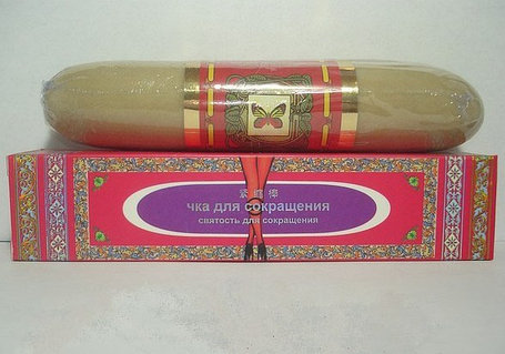 Қисық қыздың кеуделері