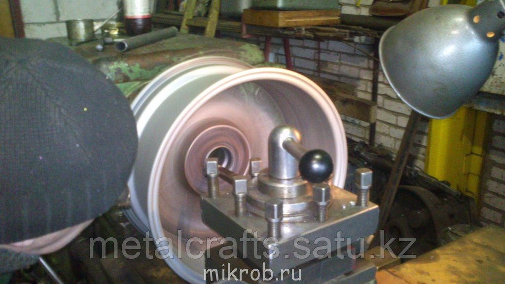 Расточка центрального отверстия на титановых дисках Алматы - фото 1 - id-p17765006