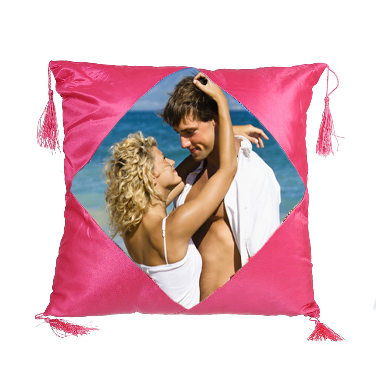 Подушка для сублимации "Ромб" розовая с кисточкой.