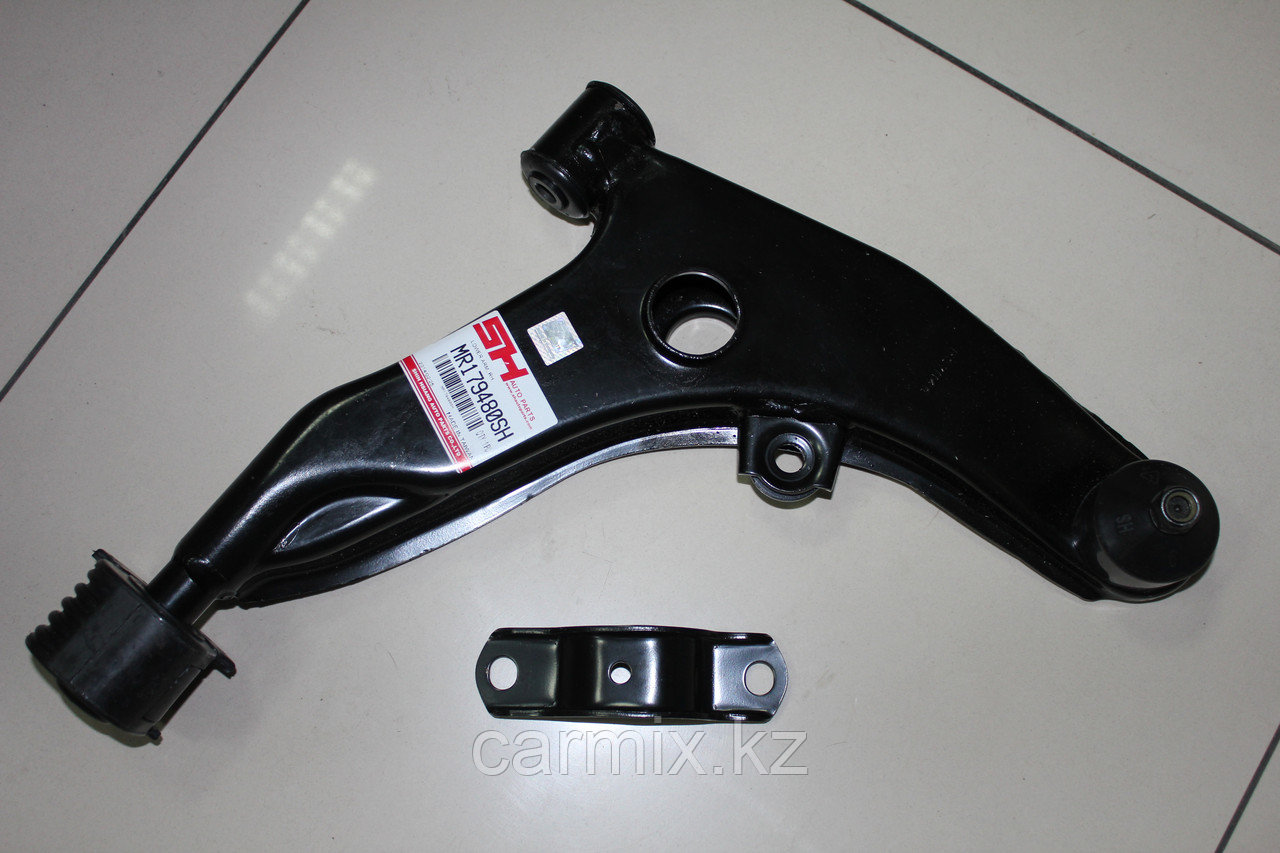 MR179480, Алдыңғы т менгі оң жақ рычаг MITSUBISHI CARISMA DA1A 4G92, DA2A 4G93, SH AUTOPARTS, ТАЙВАНЬ - фото 1 - id-p17835563