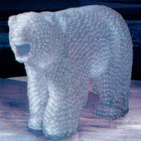 Декоративная светящаяся акриловая фигура "Полярный медведь". 