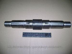 Ось катка с гайкой ДТ-75 (85.31.018Р-01)