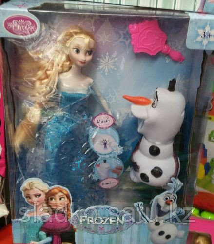 Кукла Эльза в комплекте со снеговиком копилкой Олаф музыкальной