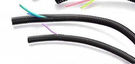 Труба гофрированная d=11 mm с разрезом для укладки кабелей в труднодоступных местах 150 метров/бухта, фото 2