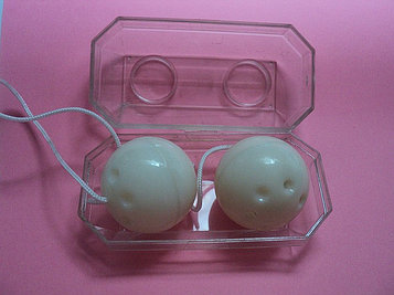 Қынаптық түйіршіктер (пластик)