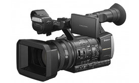 Sony HXR-NX3/1 камкордер профессиональный, со встроенным накамерным светом и микрофоном