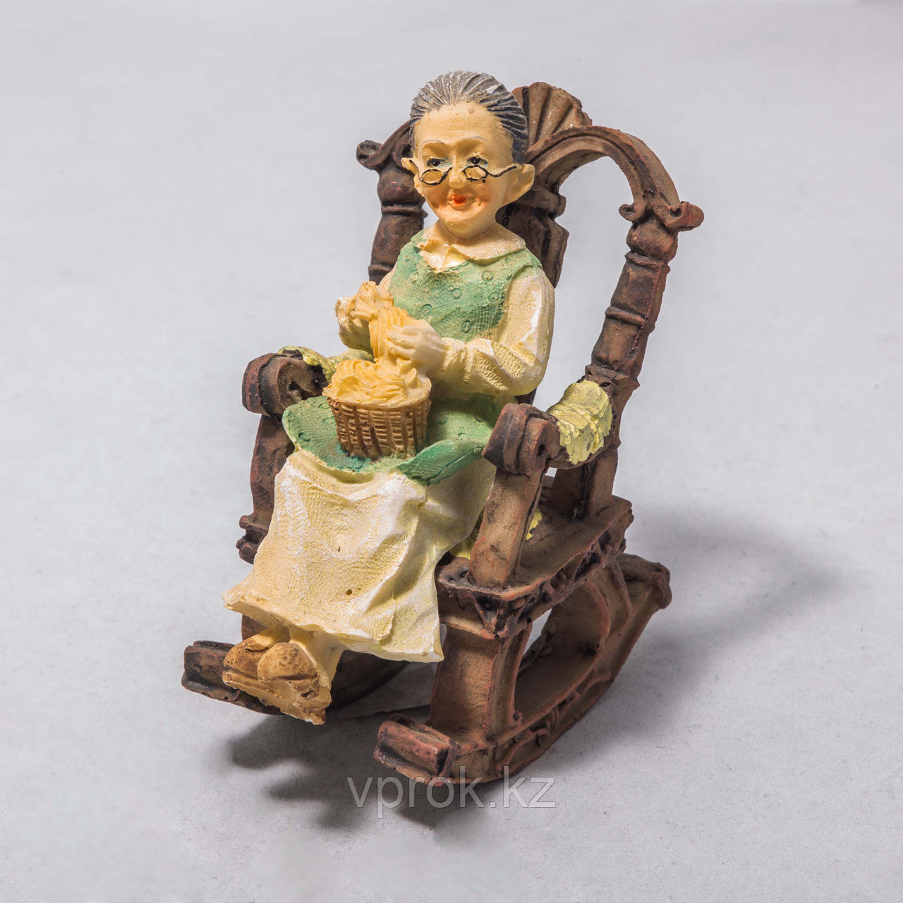 Украшение для дома "Бабушка в кресле" (9см) - фото 1 - id-p20103744