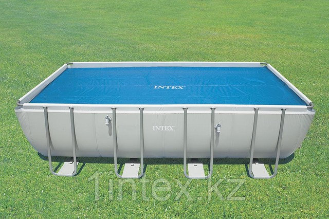 Обогревающее покрывало Intex Solar Pool Cover для бассейнов (549см x 274см) 