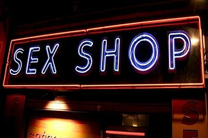 История возникновения Секс-шопа
