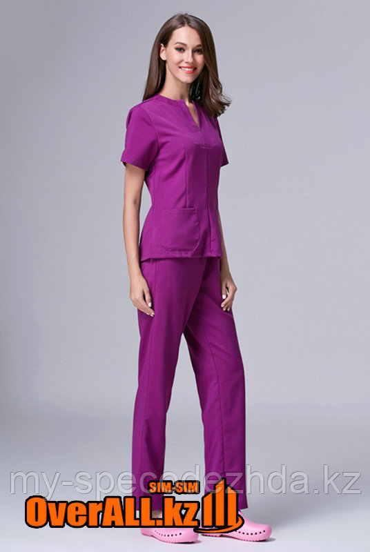 Фиолетовый женский медицинский костюм