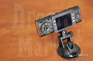 Автомобильный видеорегистратор X4000