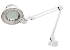 Лупа с подсветкой 3-х кратная, D 125 мм, со струбцинным креплением к столу MATRIX