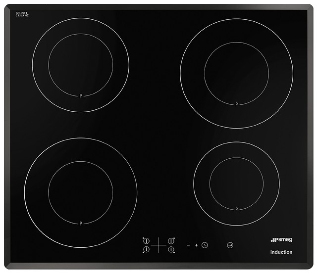 Встраиваемая индукционная поверхность SMEG SI3644B