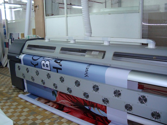 Широкоформатная печать ( наружная) баннер 
