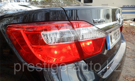 Оригинальный задний левый фонарь на крыло, на Toyota Camry 50 - фото 1 - id-p22193385