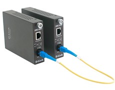 D-link DMC-920R Медиаконвертер 100BASE-TX по витой паре на 100BASE-FX (разъем SC), одномод, до 20 км