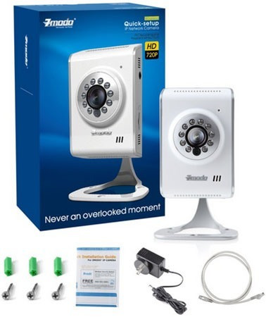 IP-камера "Zmodo IXA15-WAC" отличается богатой комплектацией