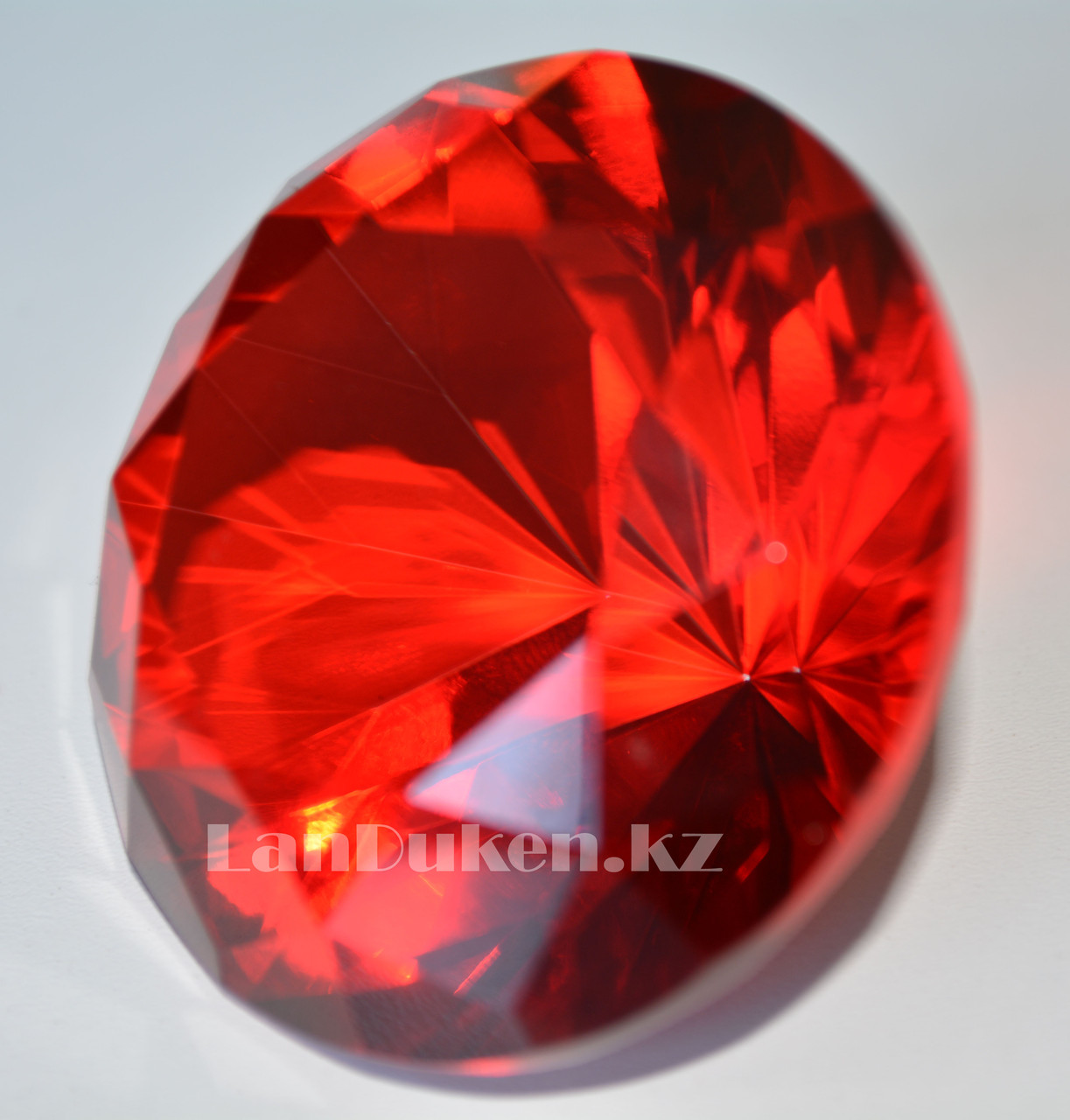 Сувенир кристалл из камня красный 50 гр - фото 3 - id-p36639923