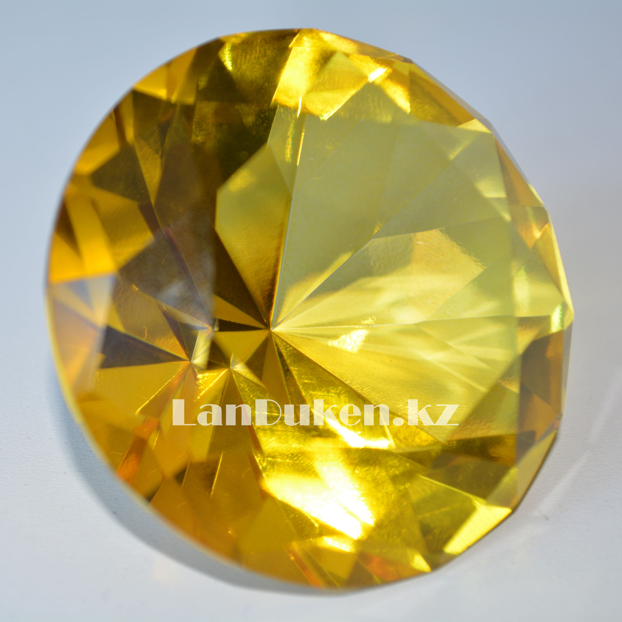 Сувенир кристалл из камня желтый 50 гр - фото 2 - id-p36639793