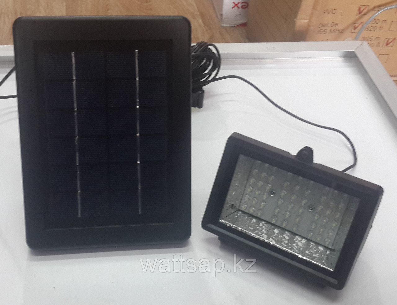 Прожектор автономный с солнечной панелью и аккумулятором - фото 4 - id-p23910599
