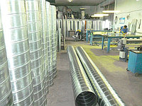 Воздуховод круглый прямошовный из оцинкованной стали толщиной 0,5 мм.