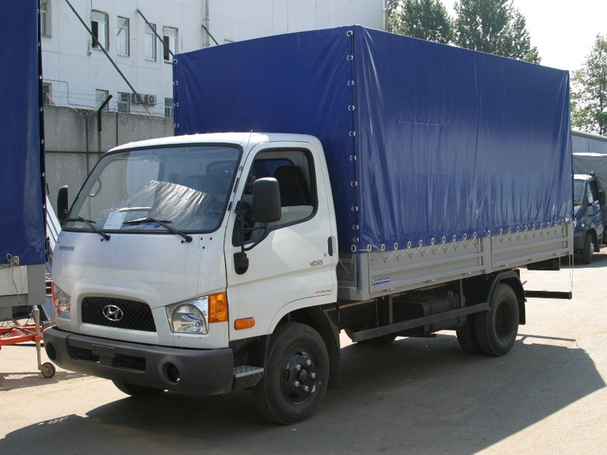 Грузовик Hyundai HD 65 Тентованный