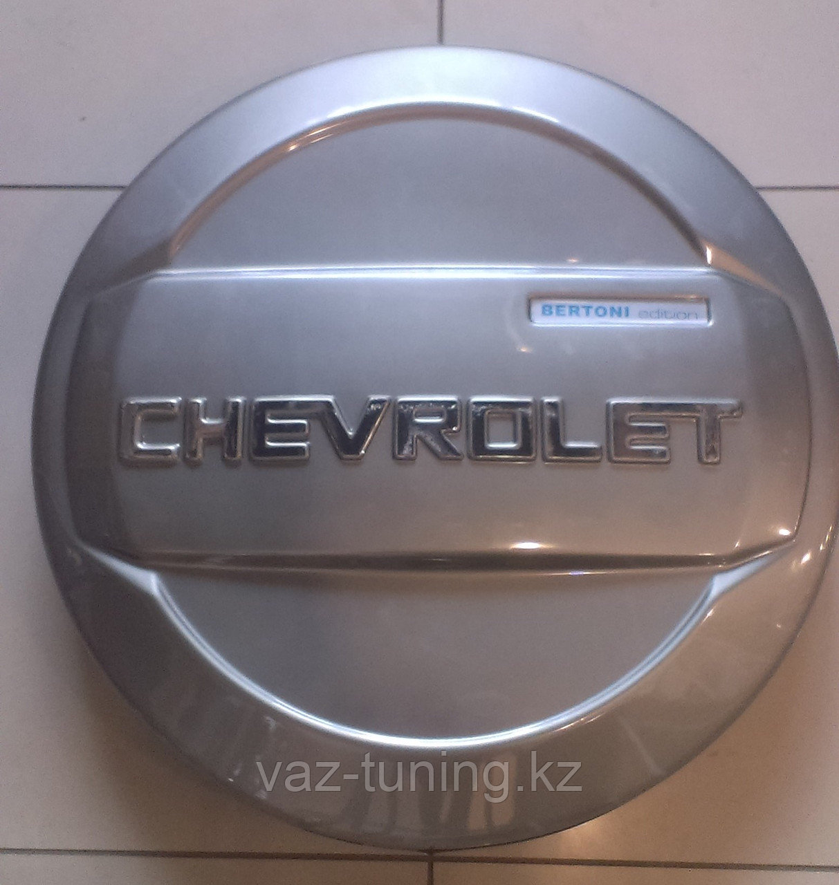 Чехол запасного колеса Chevrolet Niva 205/70/R15, 205/65/R16, 215/60/R16, 215/65/R16 - фото 3 - id-p1144753