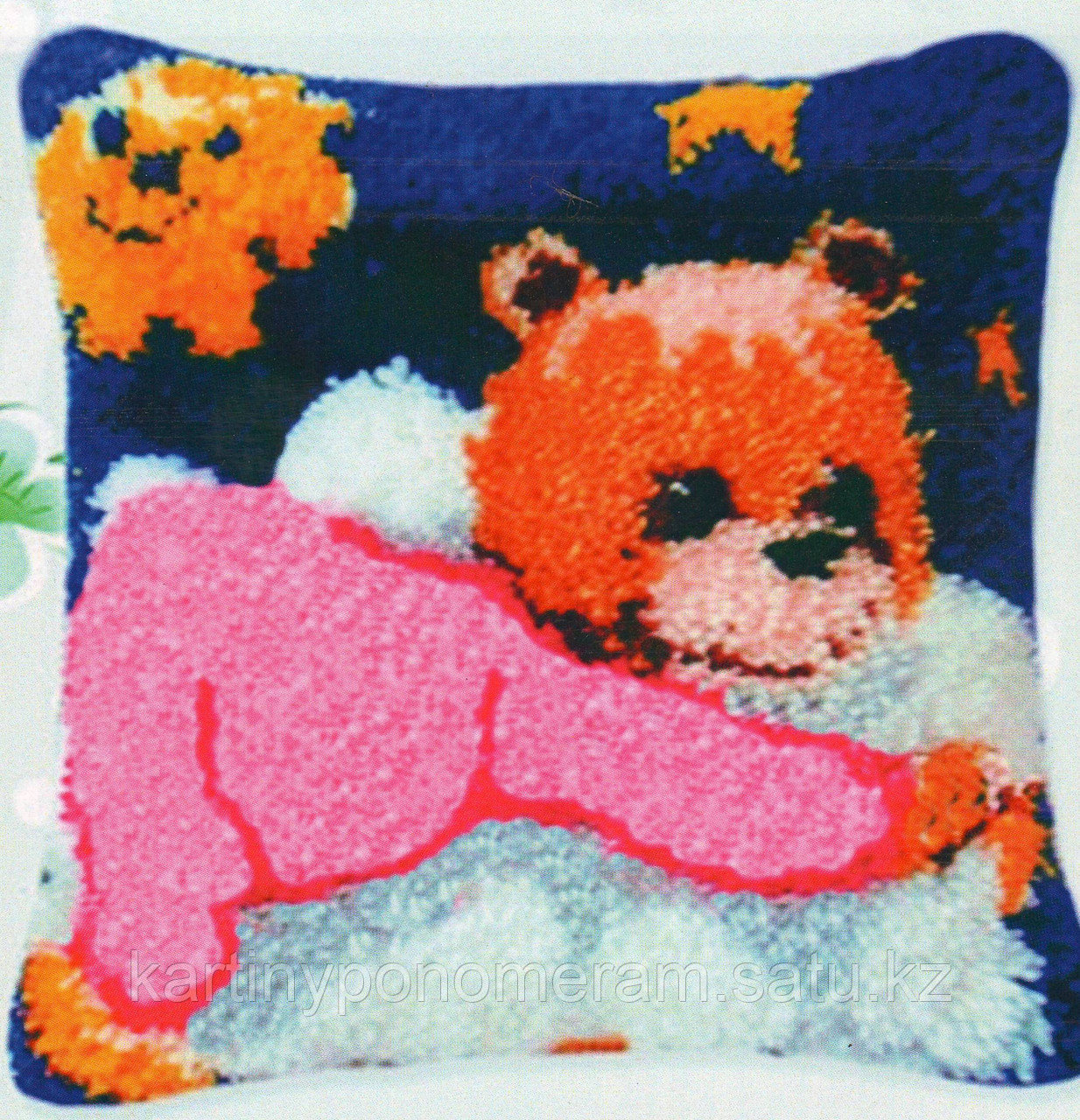 Вышивка в ковровой технике на наволочке BZ001, 40x40 cm