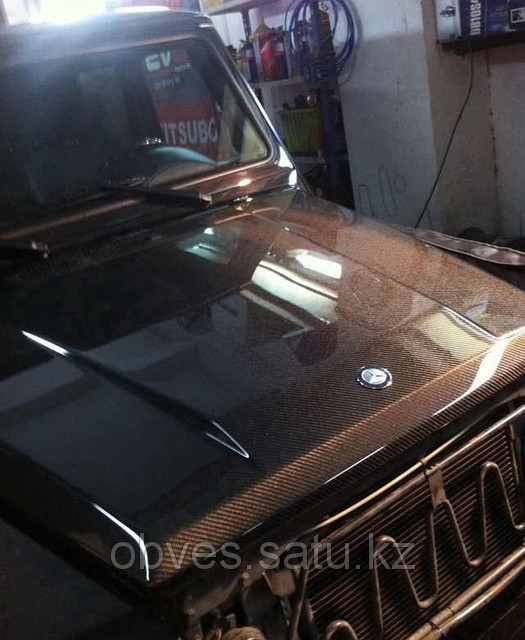 Карбоновый капот на G-class W463