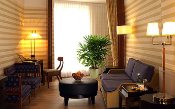 Вазоны в интерьере