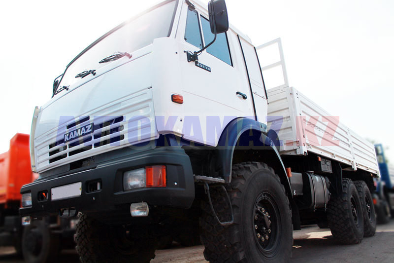 Бортовой грузовик КамАЗ 43118-013-10 (2015 г.)