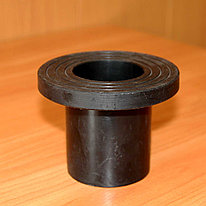 Втулка под фланец 200 (бурт) спайка стык