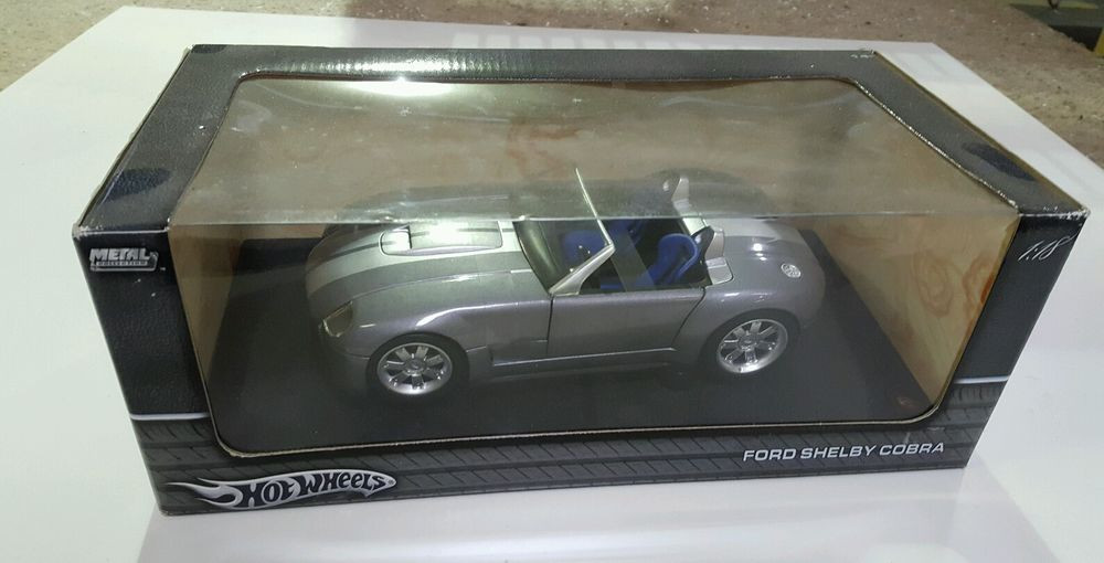 1/18 Hot Wheels Коллекционная модель Ford Shelby Cobra