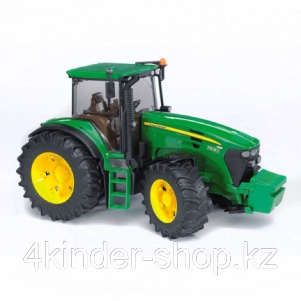 Трактор John Deere 7930