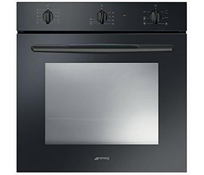 Встраиваемая духовка черная SMEG SF561N