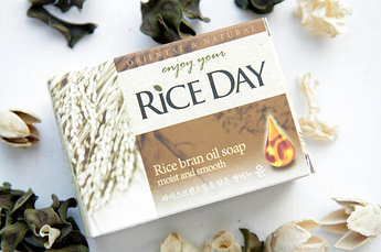 Рисовое мыло CJ LION Rice Day Рисовые отруби  100гр