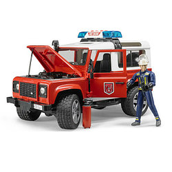 Bruder Игрушечный Пожарный Внедорожник Land Rover Defender Station Wagon с фигуркой (Брудер)