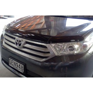 Мухобойка (дефлектор капота) Toyota Highlander 2011-2013
