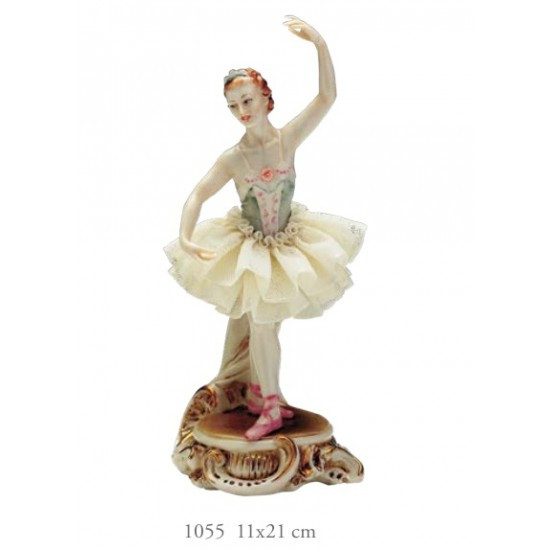 Фарфоровая статуэтка Балерина. Италия, ручная работа