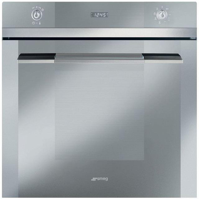 Встраиваемая духовка Smeg SF106