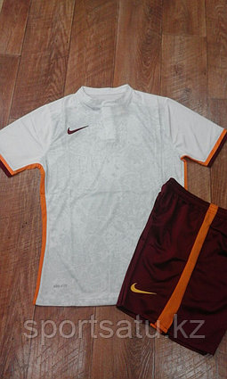  Футбольная форма на команду Nike взрослые