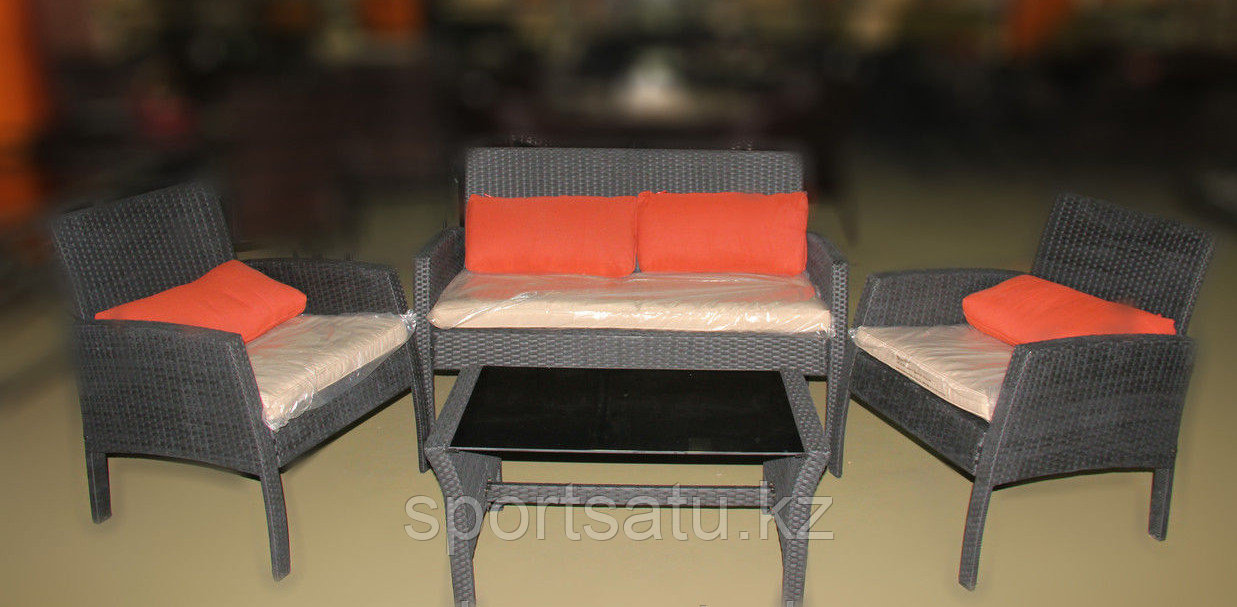 Набор мебели, диван + стол+2кресла (из искусственного ротанга)