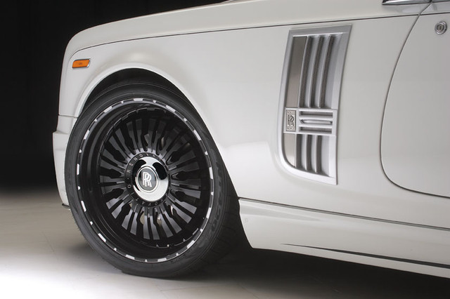Оригинальный обвес WALD на Rolls-Royce Phantom Drophead coupe - фото 3 - id-p1701546
