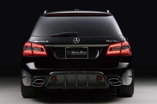 Оригинальный обвес WALD на Mercedes-Benz E-class W212 Wagon - фото 5 - id-p1709883