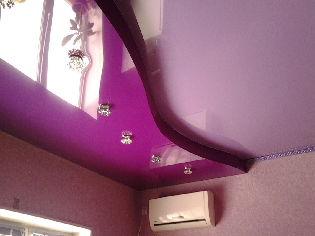 Пурпурный натяжной потолок в Астане - фото 1 - id-p33362196